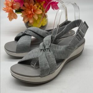 Cloudsteppers by Clarks Women's Gray Knotted Sandals Size 9.5 MCS8891K